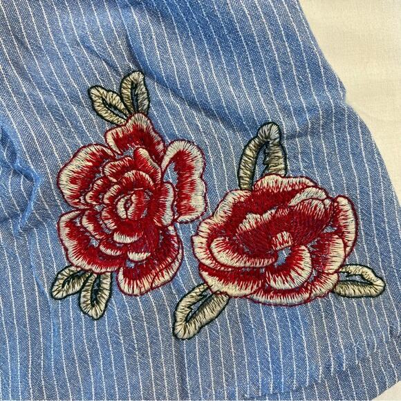 JOA Women's Medium Off The Shoulder Strapless Blue Embroidered Flower - Picture 3 of 9